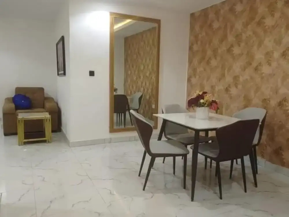 Aquarian 2 Bedrooms Apartment