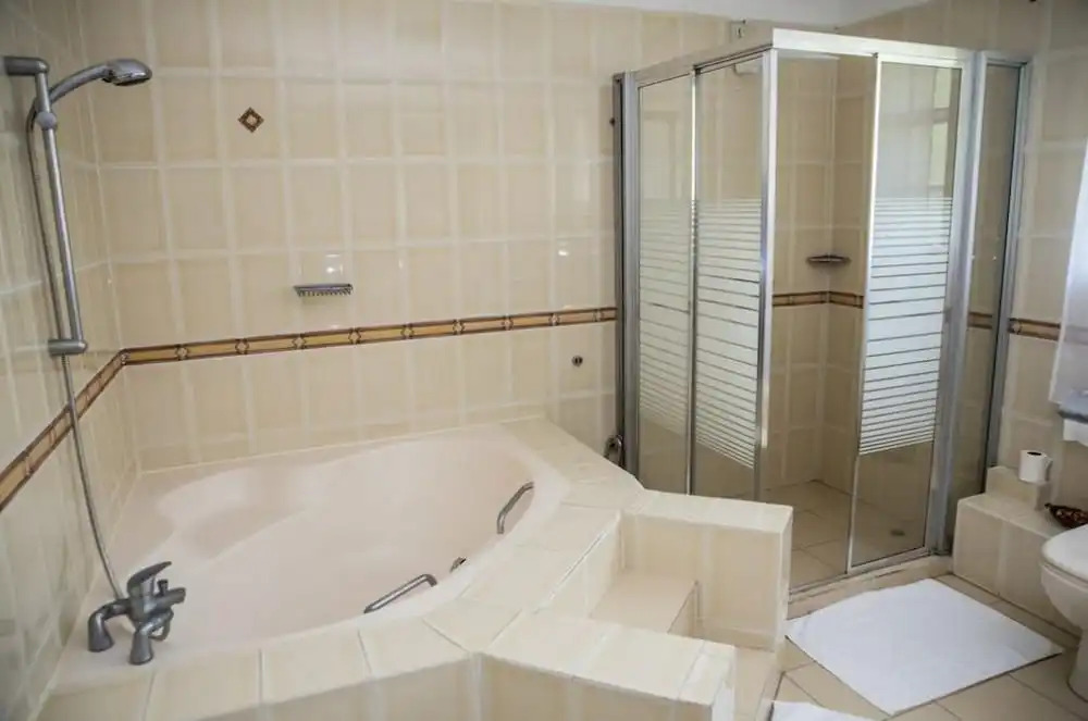 Adies Garden Suites