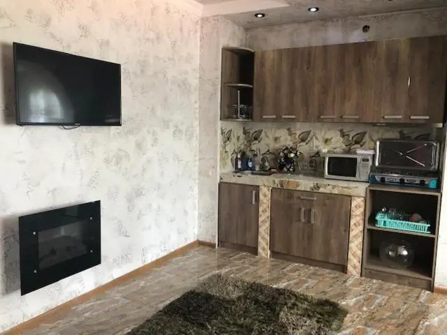 Mzeos House