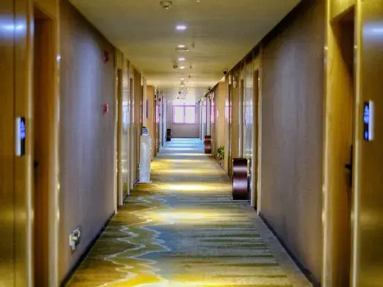 Jinxian Changshan Holiday Hotel