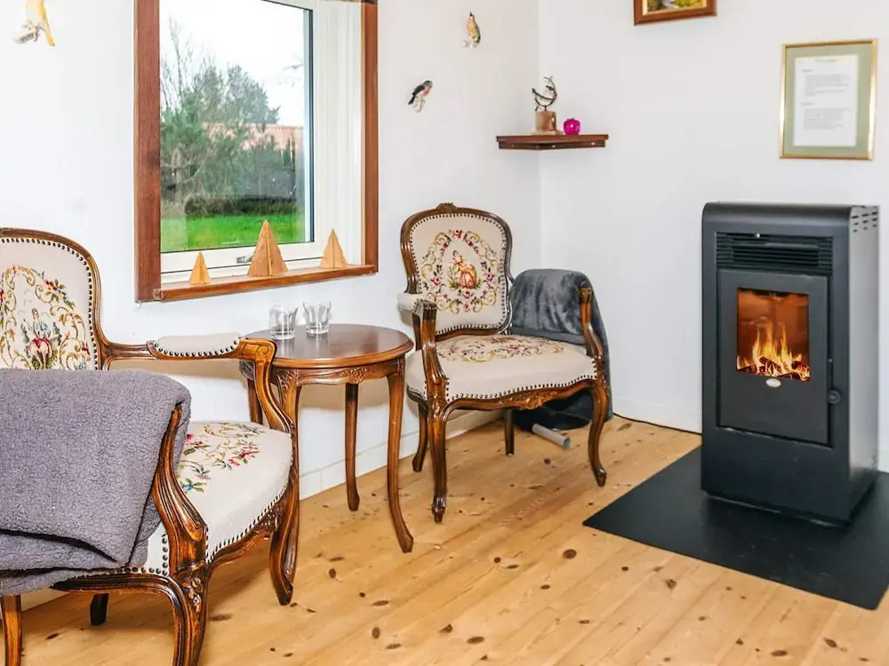 8 person holiday home in Farsø