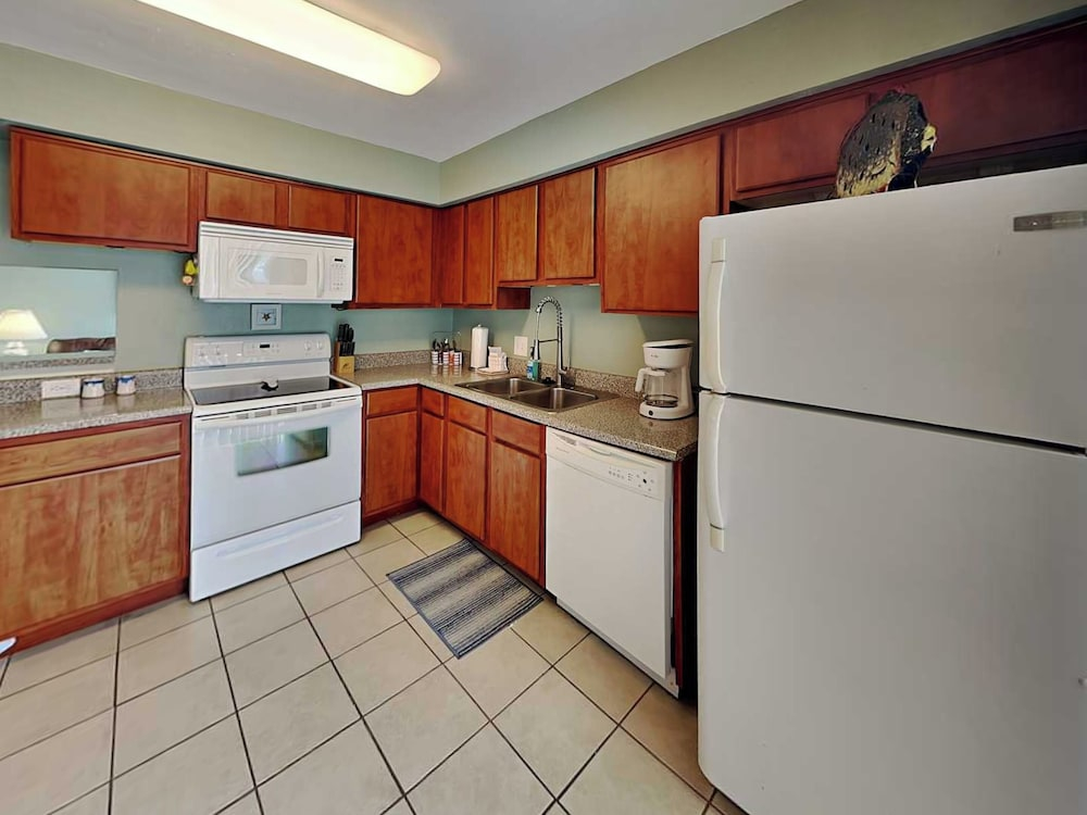 Sea Turtle by Ryson Vacation Rentals