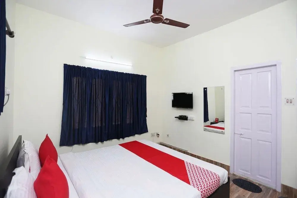 Surya Guest House By OYO Rooms