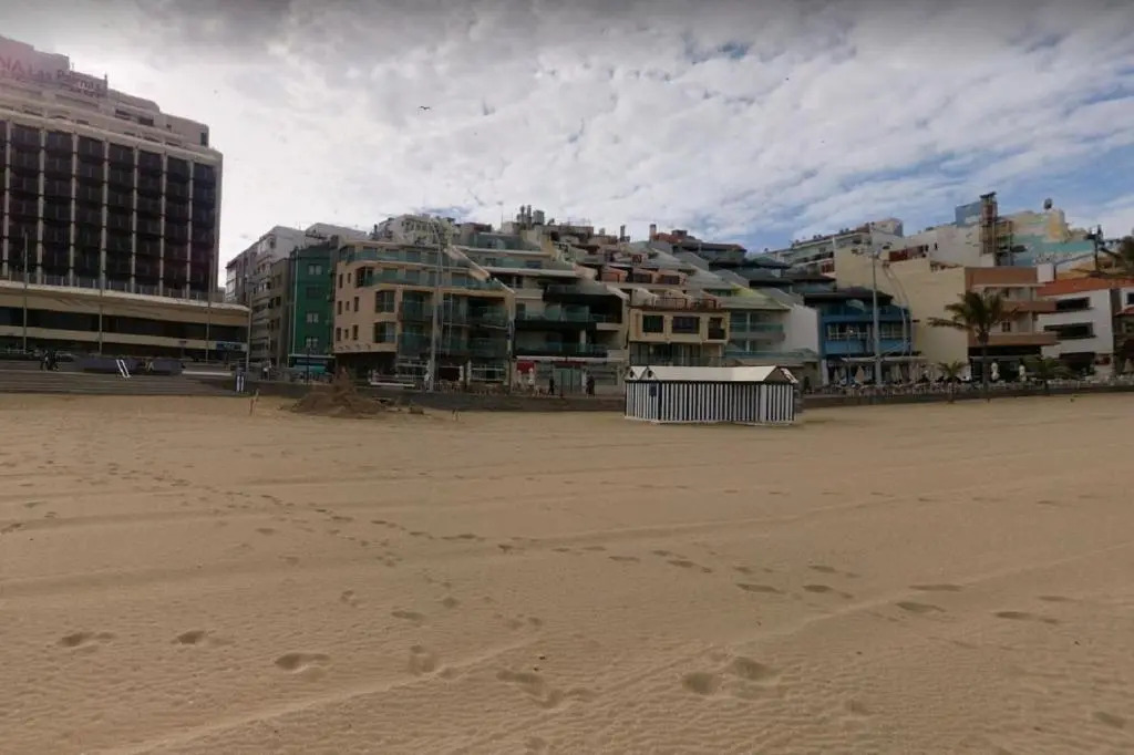 Lord Nelson Las Canteras 1