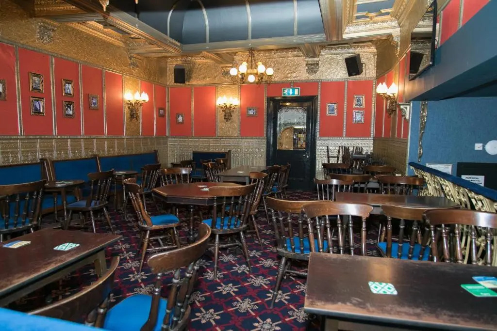 Queens Hotel