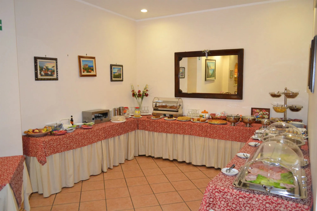 Hotel Mediterraneo