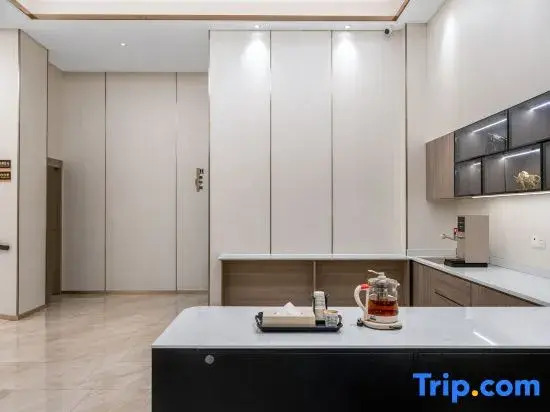 Shantou Kaiqinwan Hotel Apartment (Shantou High Speed Railway Station Xinxi Branch)