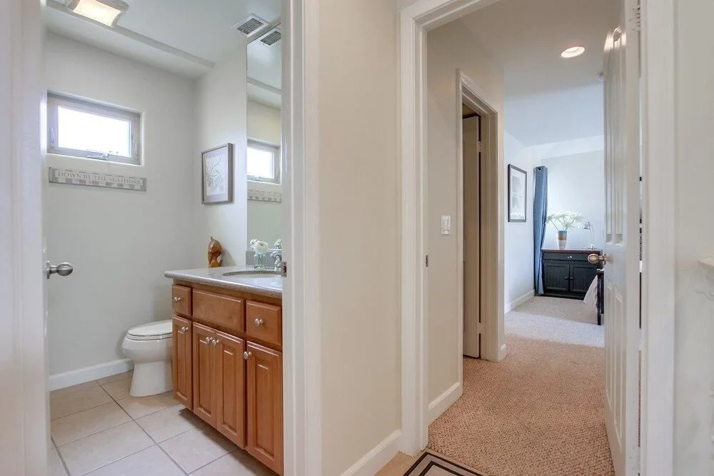 Island Breeze II 3 Bedrooms 2.5 Bathrooms Townhouse