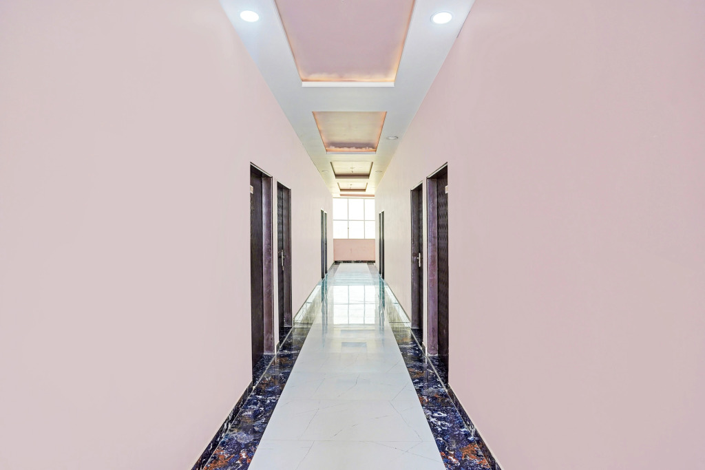 Hotel O Mansarovar Sector 8 Formerly Hotel KV Palace Mansarover Metro Station