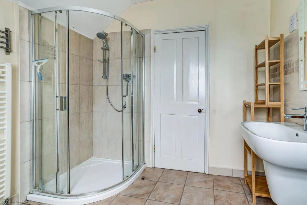 Mill House Oxford holiday home hosted by Short Let Space