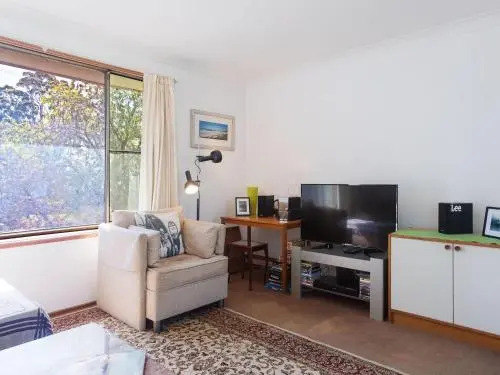 Dalwood', 1/43 Soldiers Point Road - Top Floor And Perfect For Small Boat Parking