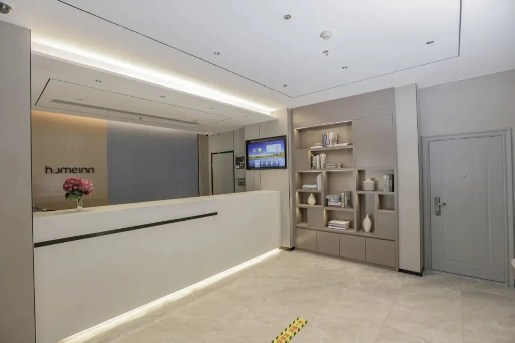 Home Inn (Yangzhou West Gate of Slender West Lake Weiyang Road)