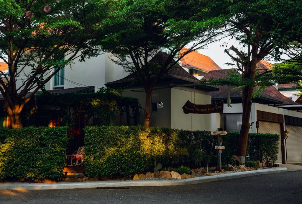 Nagawari Art Maldives BBQ Pattaya Villa