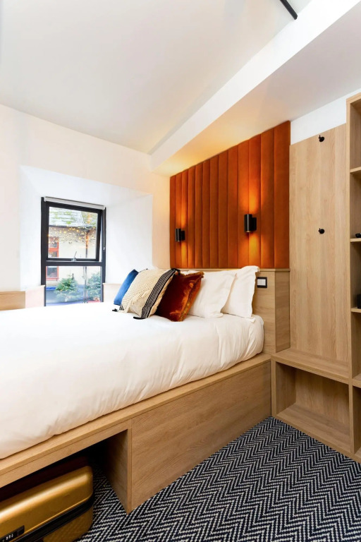 The Snug Townhouse