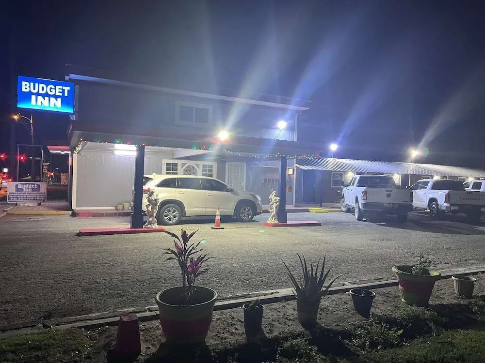 Budget Inn