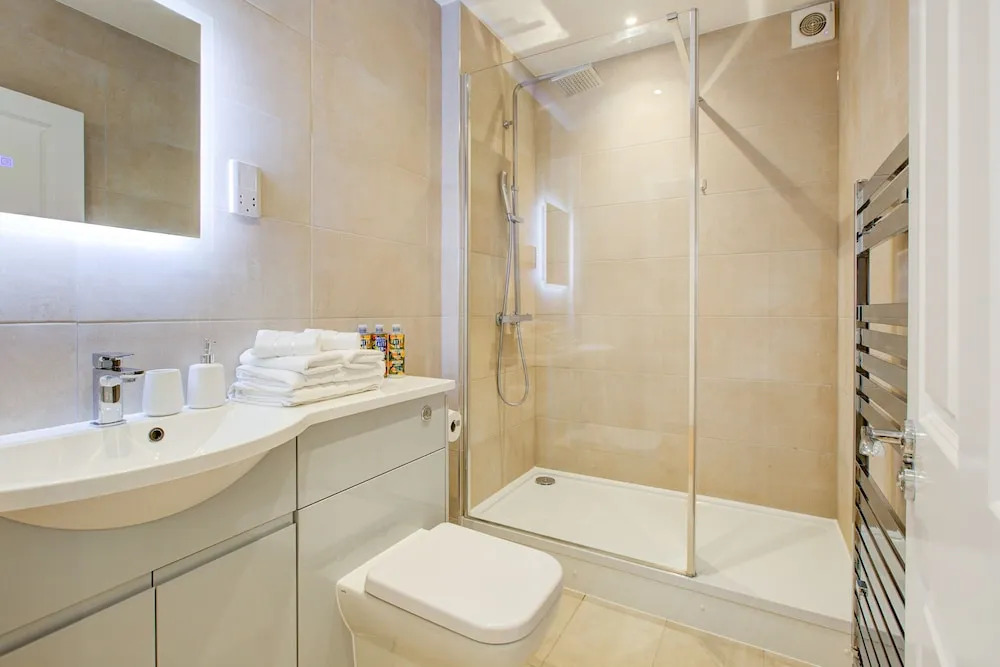Hybrid Resi New Malden