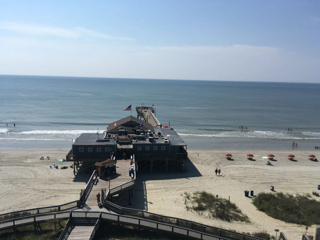 Yachtsman Oceanfront Resort