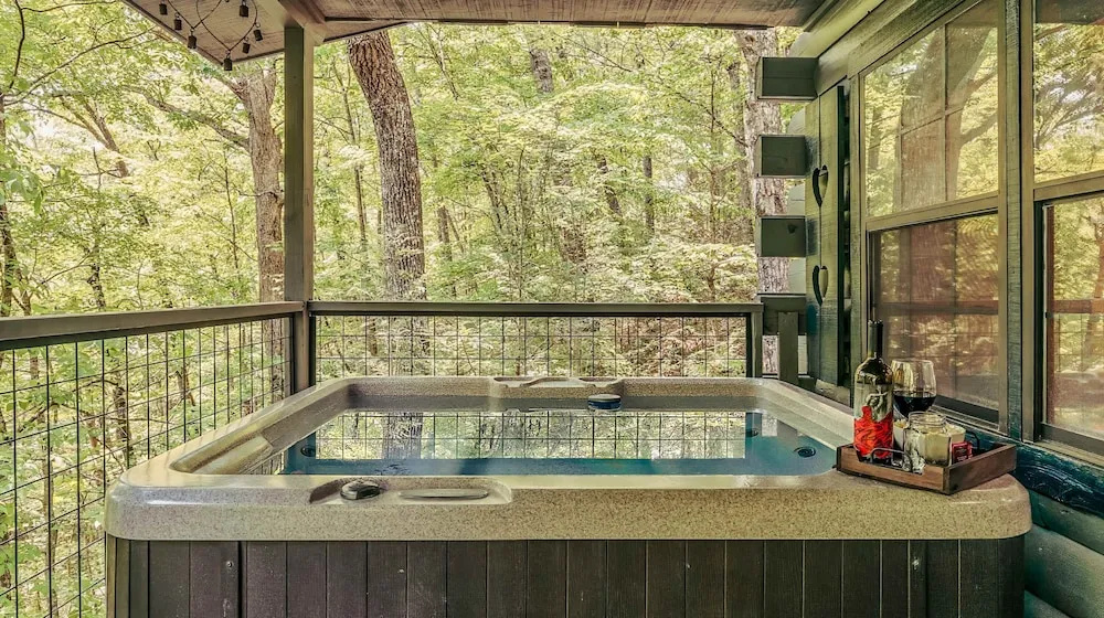 Enchanted Romance Mountain Views Heart Shaped Tub Hot Tub Private