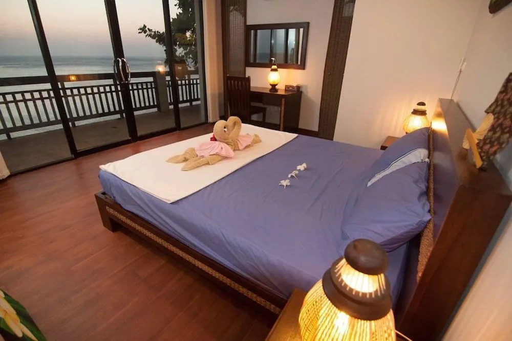 Penn Sunset Villa 10 with Shared Pool