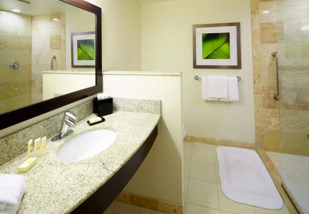 Courtyard by Marriott Pittsburgh Washington Meadow Lands