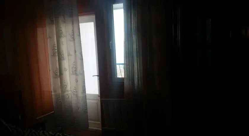 Asfandiar Hotel