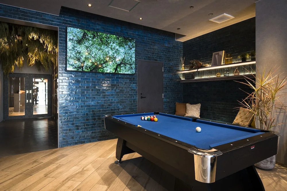 R Hotel Namba South