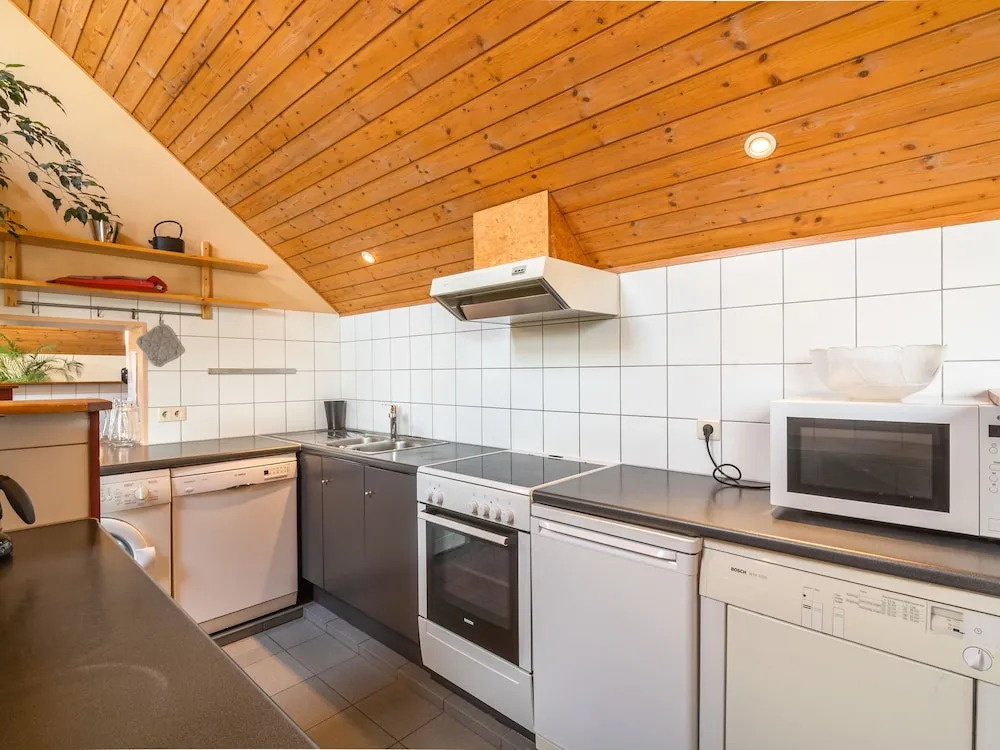 Spacious Chalet in Waimes With Garden