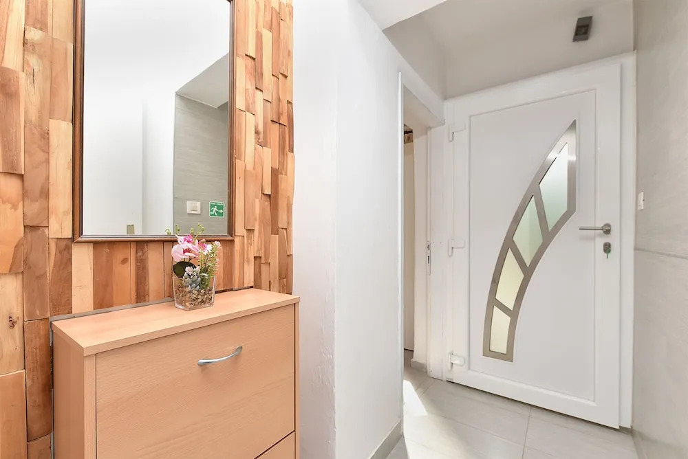 Welcoming Apartment With Garden
