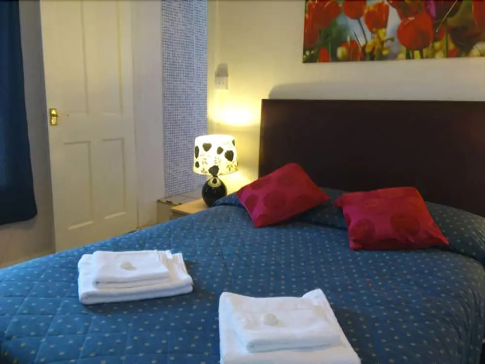 The Crown Hotel