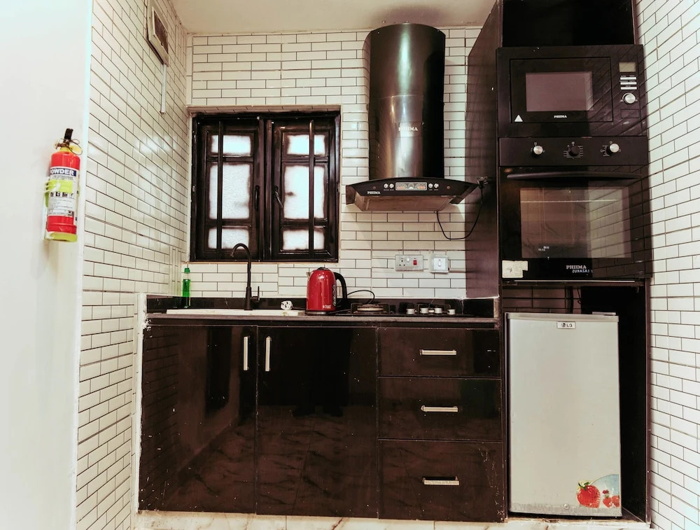 247 Luxury Apartment