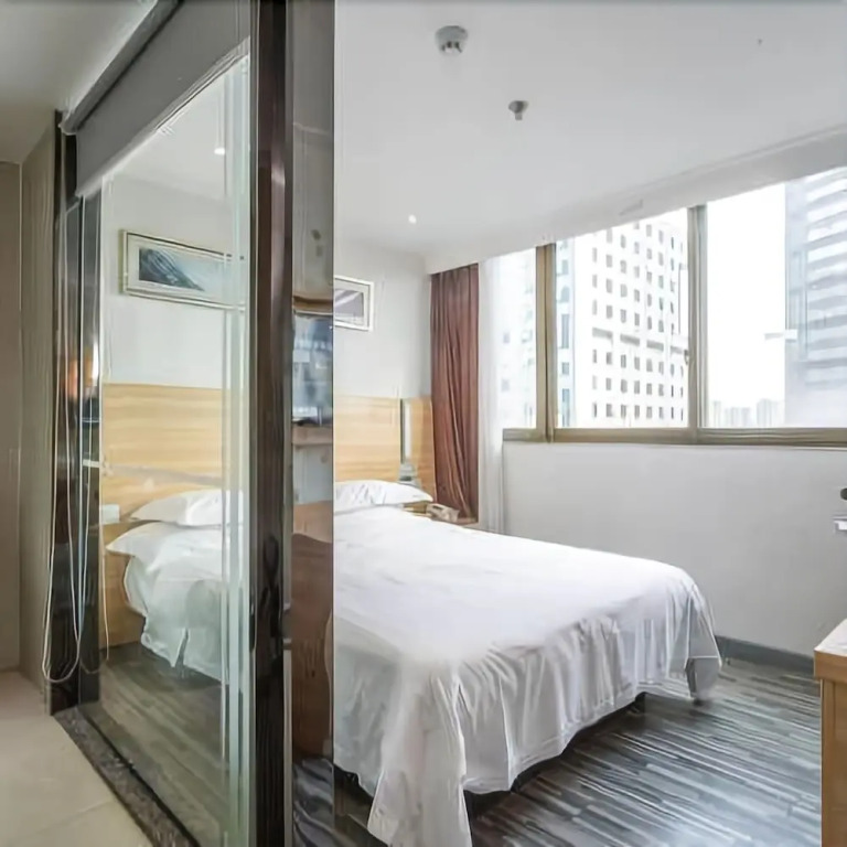 City Express Inn