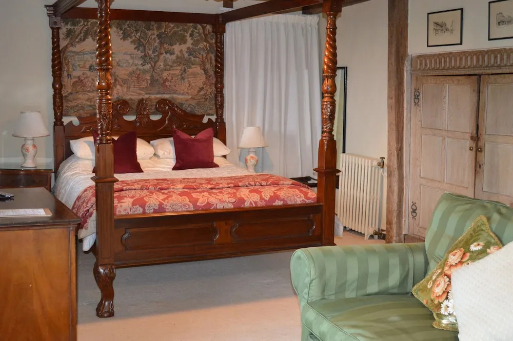 Wickham Manor