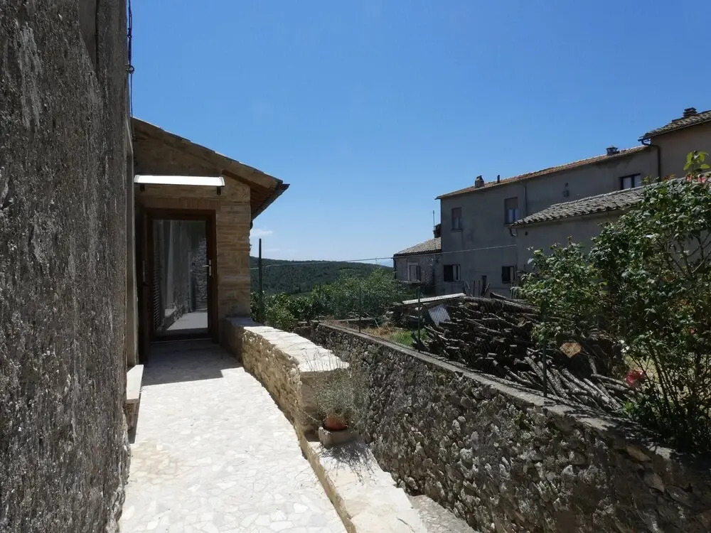 SCAPPO IN UMBRIA, Il Vicoletto