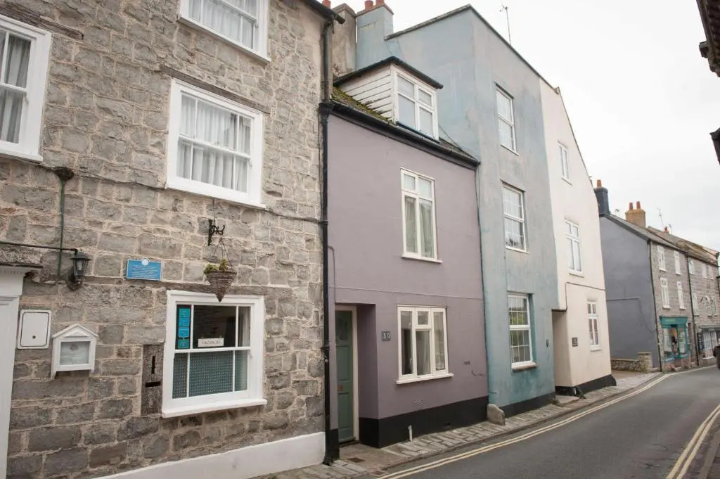 Teal House