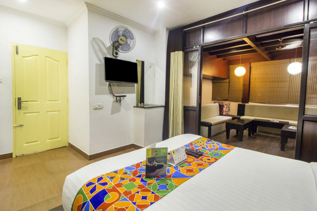FabExpress Sidhi Vinayak Inn