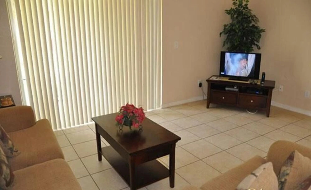 Trade Winds - Verona Townhome 403 4 Bedroom Townhouse