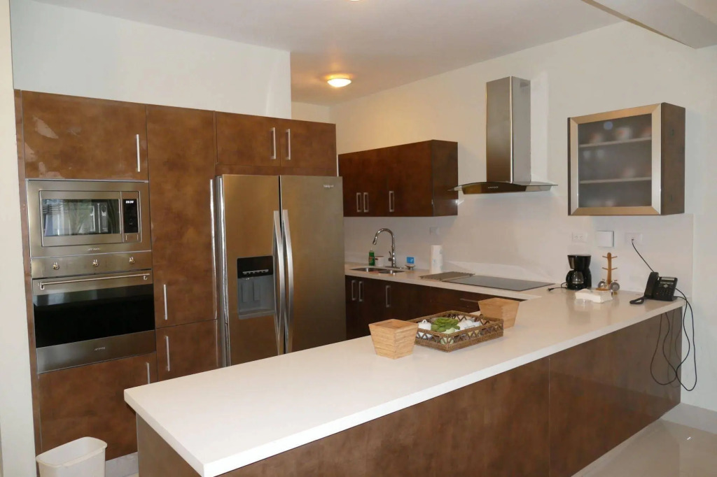 Beach Front Luxury Apartment - BlueBeach
