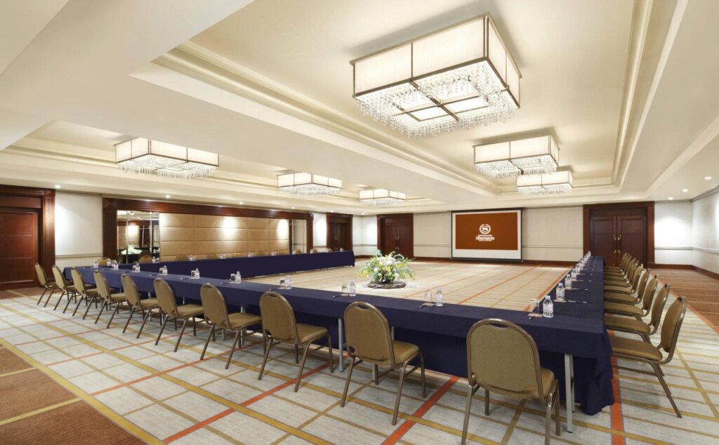 Yokohama Bay Sheraton Hotel and Towers