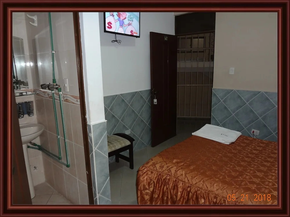 Hostelling Bustillo