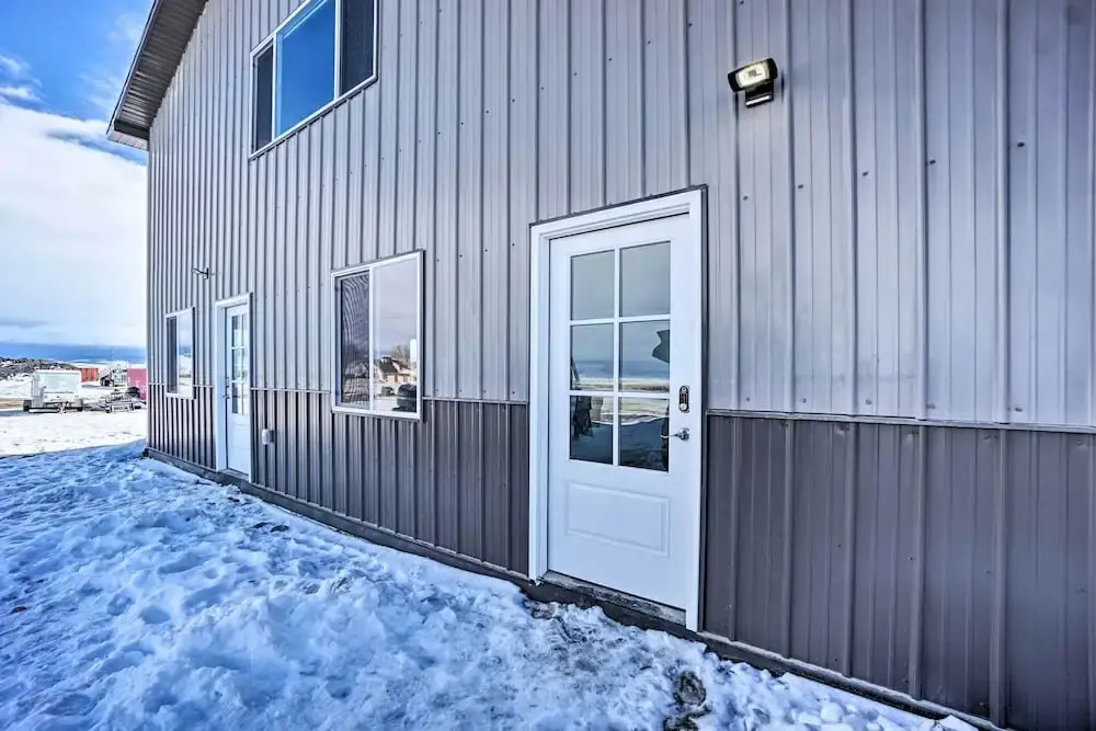 Spacious Saratoga Condo w/ Mountain Views!
