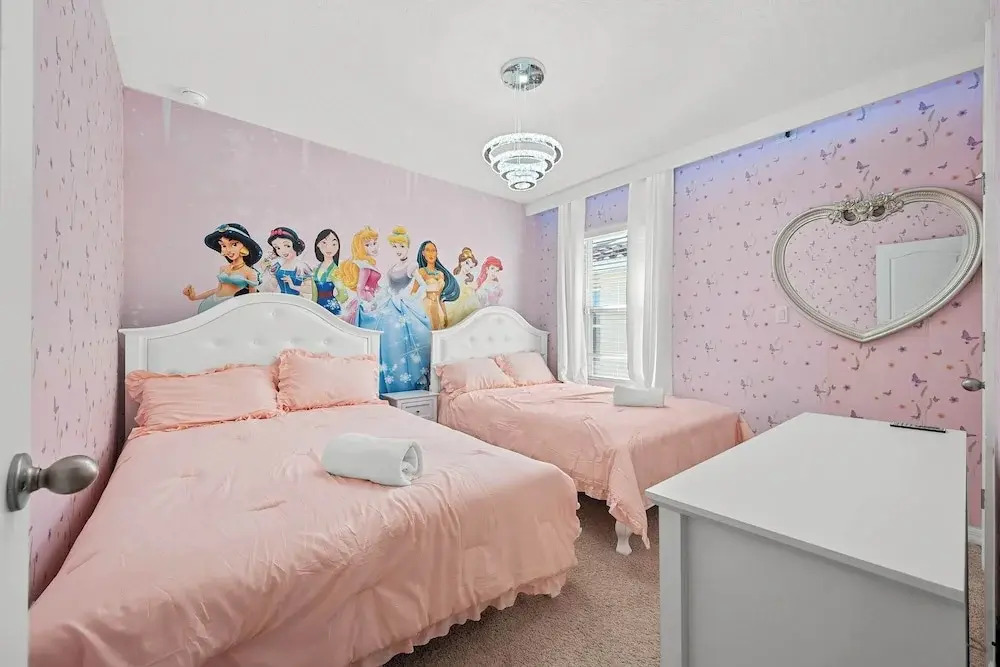 Themed 6BR Home, Game Room, Pool, Sleeps 16