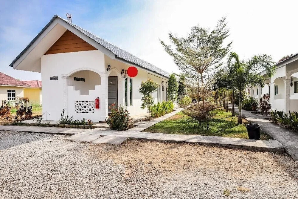 Alpha Motel