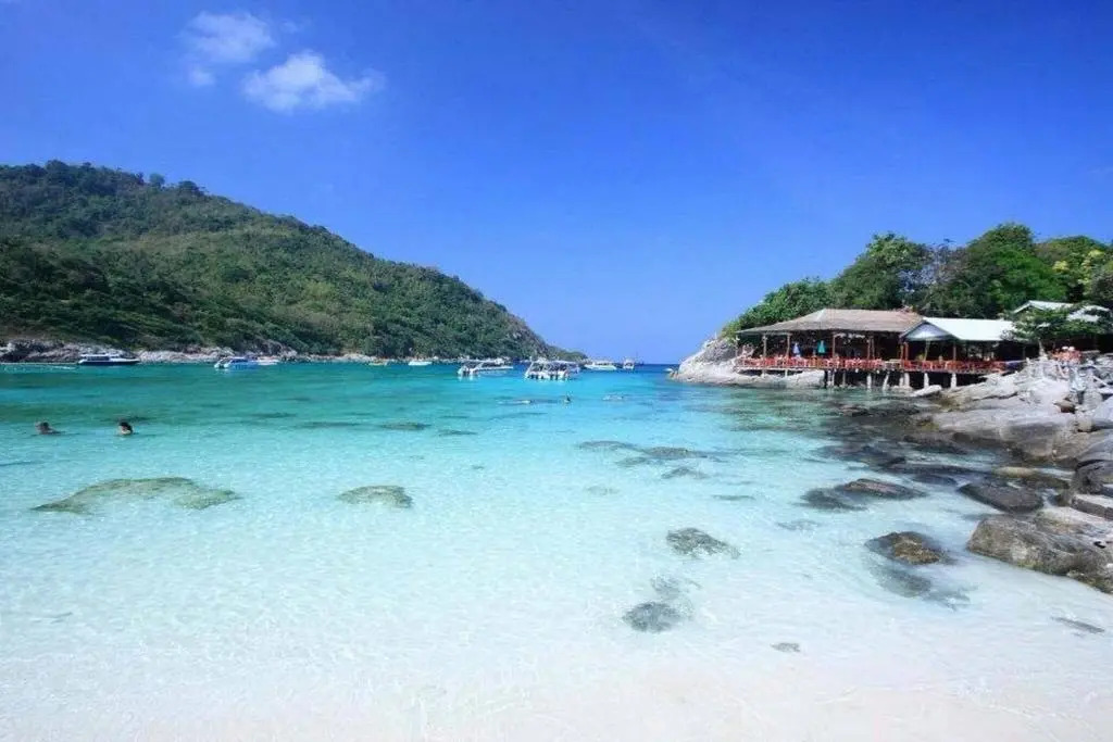 Modern 1 Br Wifi Pool Walk To Patong Beach
