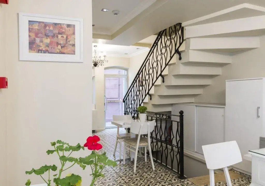 The Little House Hostel