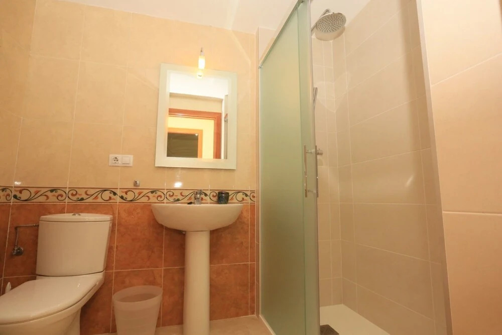 Apartamento Moderno Para 5 Personas en La Pineda