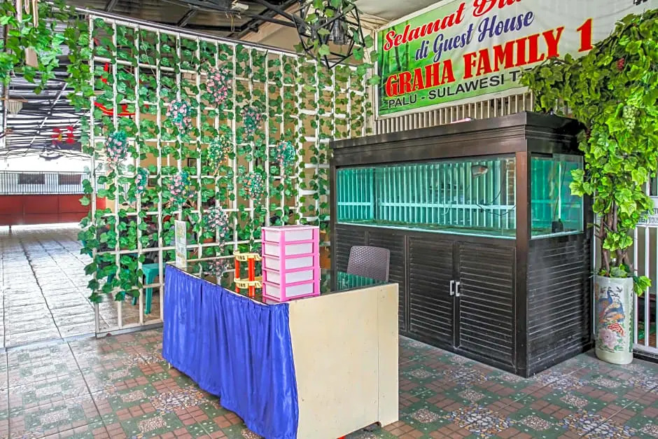 OYO 90968 Graha Family Guest House