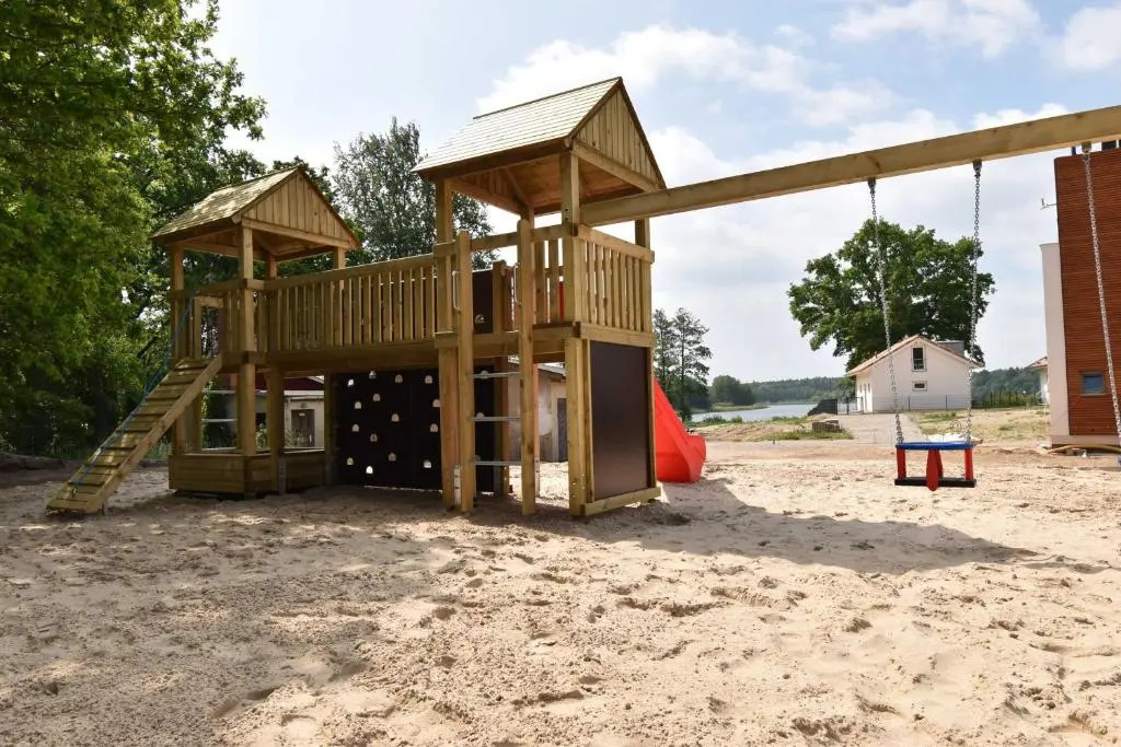 5 Sterne-Ferienhaus-See-Sauna-Kamin-Garten im Naturpark