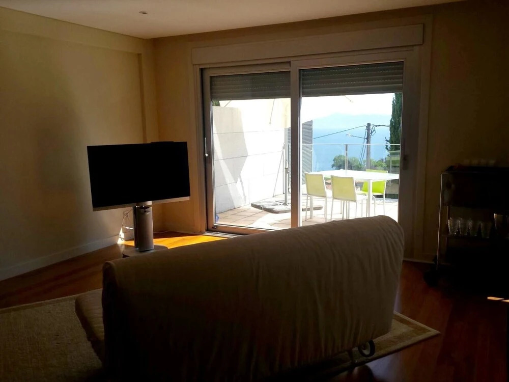 House With 3 Bedrooms in Sanxenxo, With Wonderful sea View, Private Po