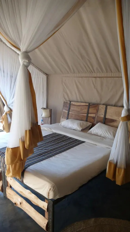 Robanda Safari Camp