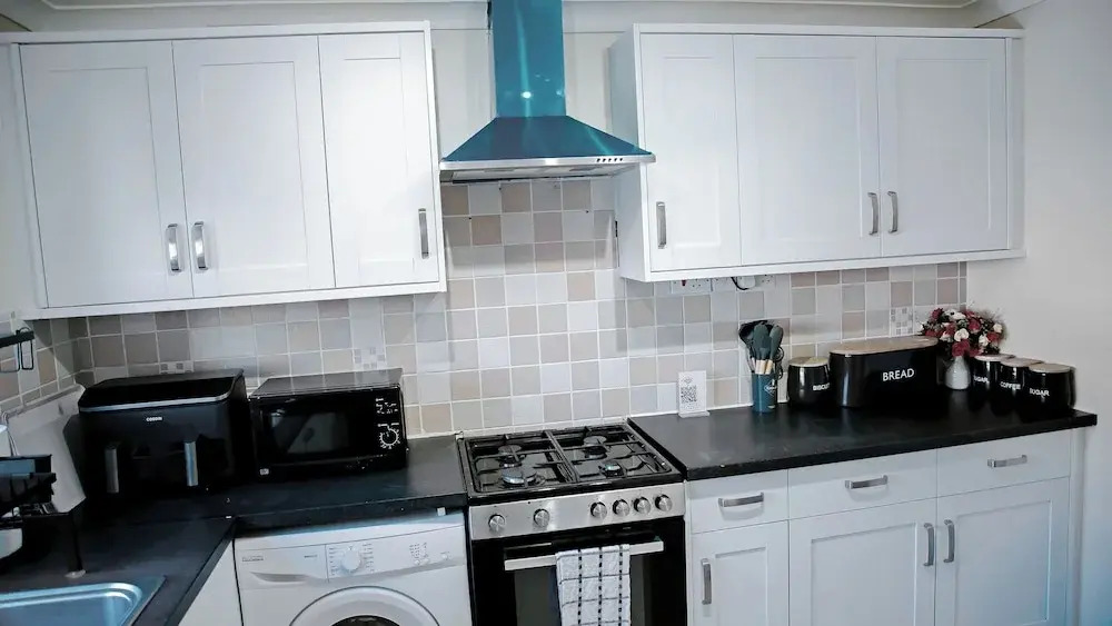 Tranquil 3B House- Sleeps 6, Garden & Free Parking
